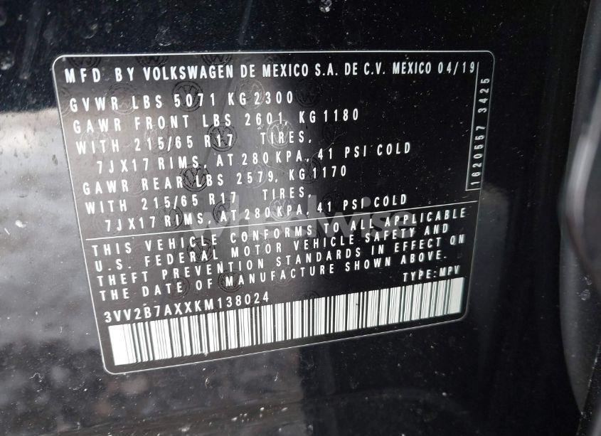 Photo 9 of 2019 Volkswagen Tiguan (VIN 3VV2B7AXXKM138024)
