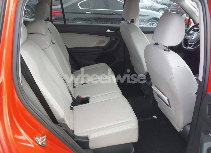 Photo 8 of 2019 Volkswagen Tiguan 2.0T SE/2.0T SEL/2.0T SEL R-LINE/2.0T SEL R-LINE BLACK (VIN 3VV2B7AXXKM146446)