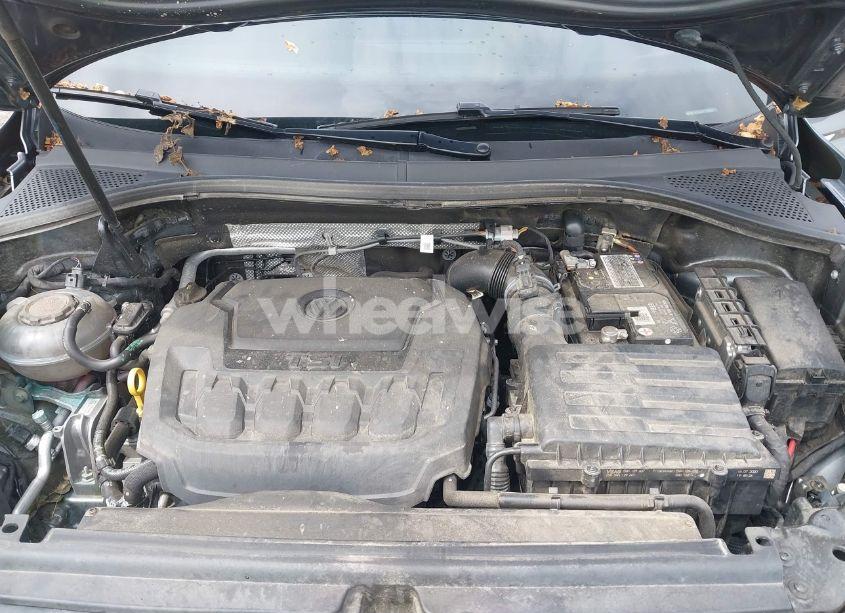 Photo 10 of 2020 Volkswagen Tiguan 2.0T SE/2.0T SE R-LINE BLACK/2.0T SEL (VIN 3VV2B7AXXLM156864)