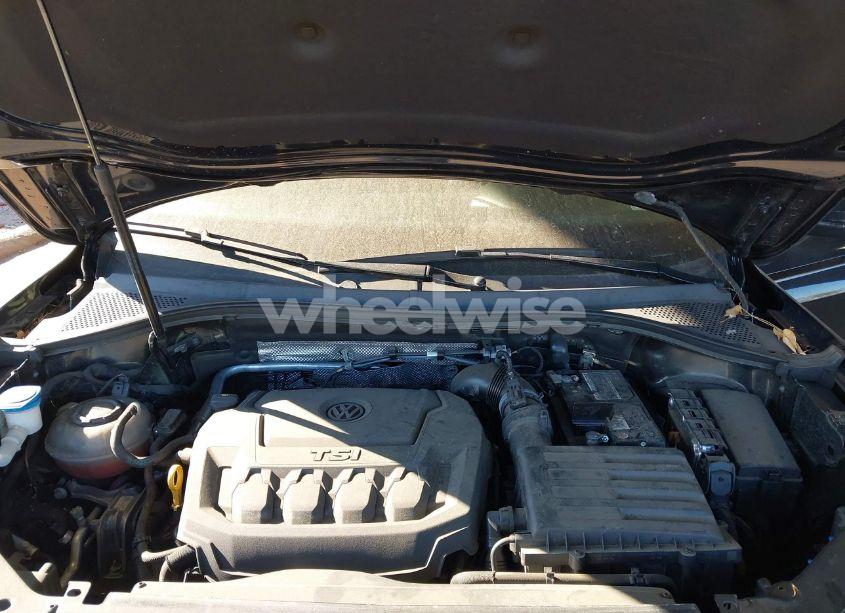 Photo 10 of 2021 Volkswagen Tiguan 2.0T SE/2.0T SE R-LINE BLACK/2.0T SEL (VIN 3VV2B7AXXMM071377)