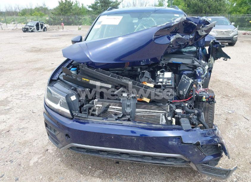 Photo 6 of 2021 Volkswagen Tiguan (VIN 3VV2B7AXXMM084355)