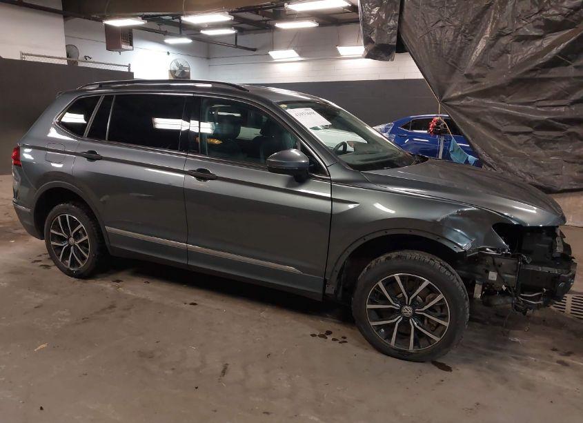 2021 Volkswagen Tiguan 2.0T SE/2.0T SE R-LINE BLACK/2.0T SEL (VIN 3VV2B7AXXMM090964) main photo