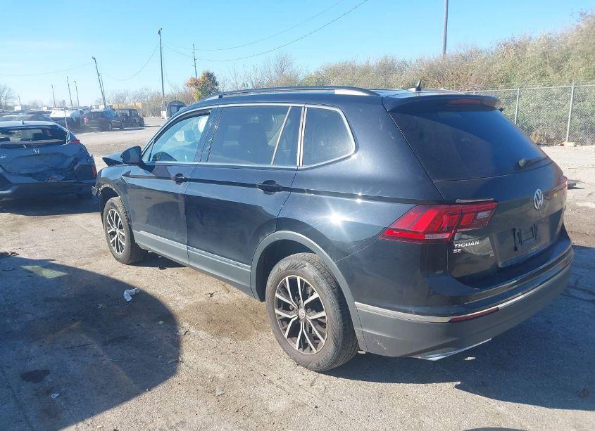Photo 3 of 2021 Volkswagen Tiguan 2.0T SE/2.0T SE R-LINE BLACK/2.0T SEL (VIN 3VV2B7AXXMM116169)