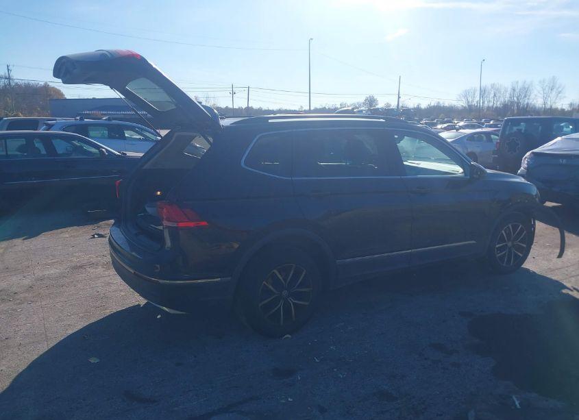 Photo 4 of 2021 Volkswagen Tiguan 2.0T SE/2.0T SE R-LINE BLACK/2.0T SEL (VIN 3VV2B7AXXMM116169)
