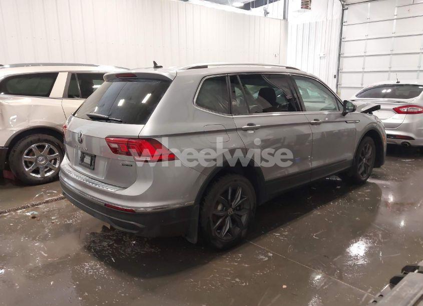 Photo 4 of 2022 Volkswagen Tiguan 2.0T SE (VIN 3VV2B7AXXNM059957)