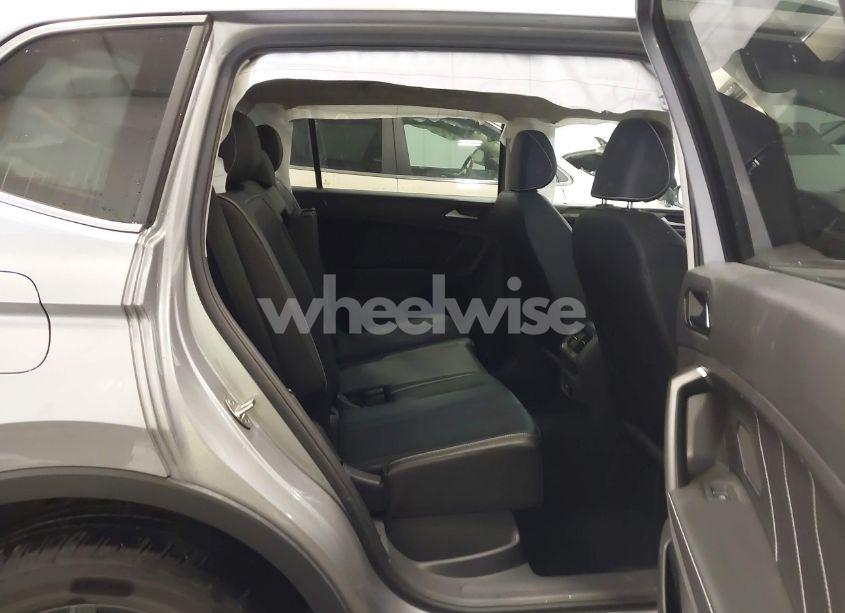 Photo 8 of 2022 Volkswagen Tiguan 2.0T SE (VIN 3VV2B7AXXNM059957)