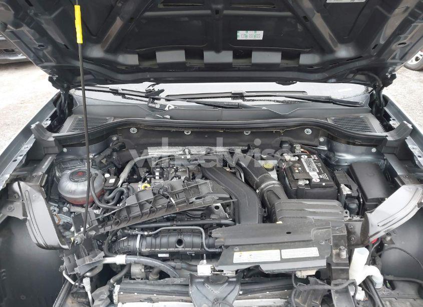 Photo 10 of 2022 Volkswagen Taos 1.5T SEL (VIN 3VV2X7B23NM015061)