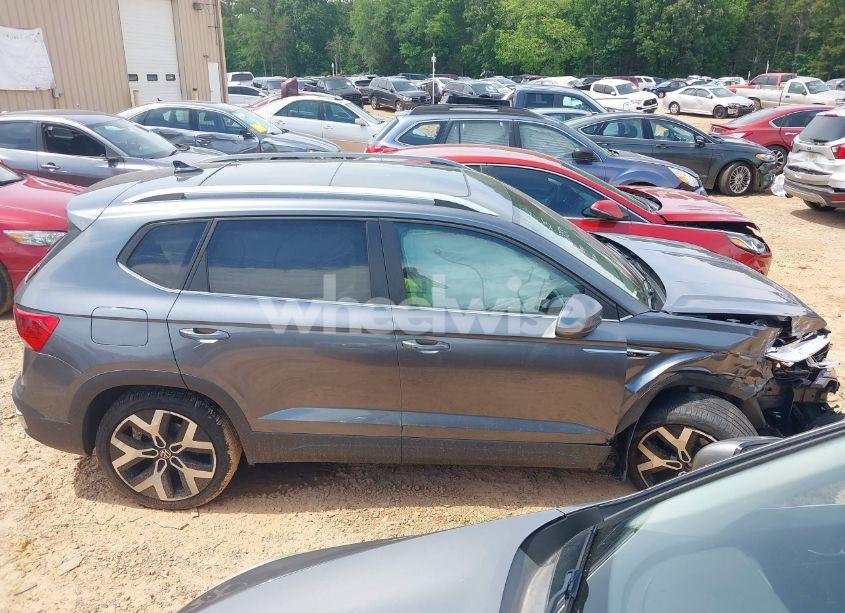 Photo 13 of 2022 Volkswagen Taos 1.5T SEL (VIN 3VV2X7B29NM033550)