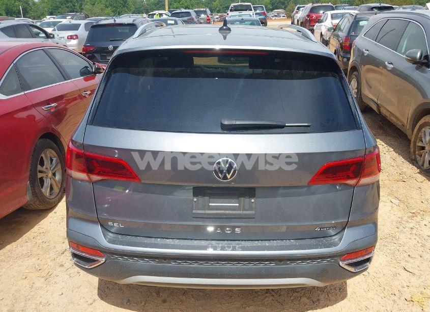 Photo 16 of 2022 Volkswagen Taos 1.5T SEL (VIN 3VV2X7B29NM033550)