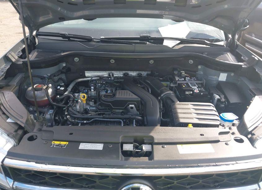 Photo 10 of 2023 Volkswagen Taos 1.5T SEL (VIN 3VV2X7B2XPM339448)