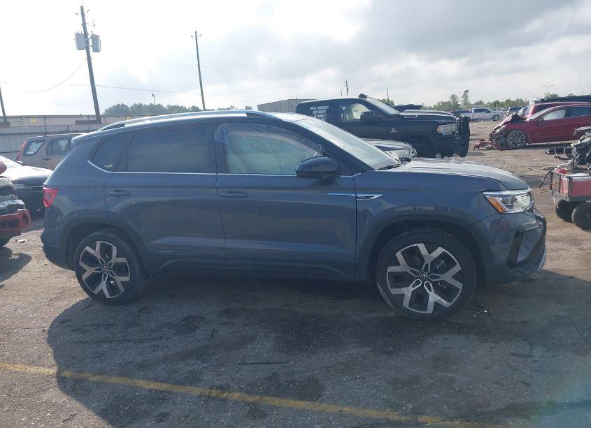 Photo 12 of 2023 Volkswagen Taos 1.5T SEL (VIN 3VV2X7B2XPM339448)