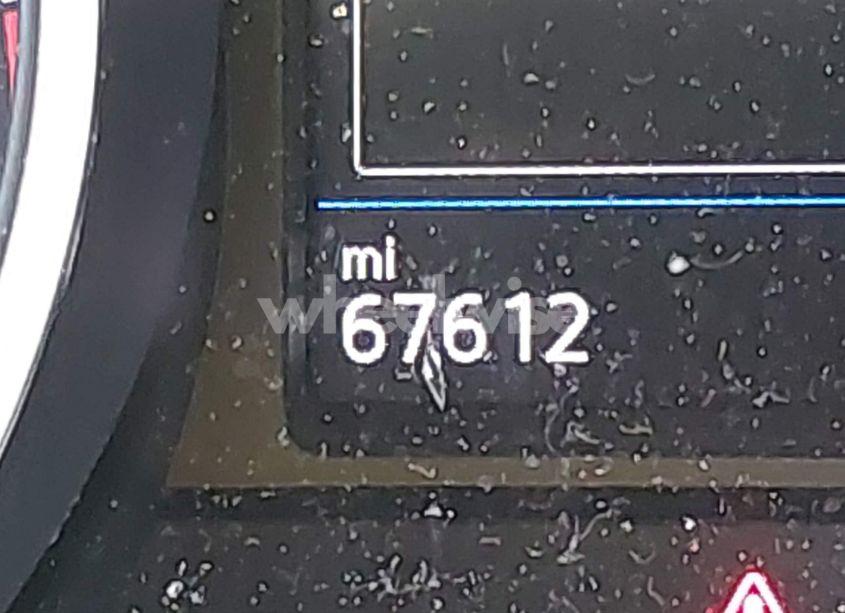 Photo 15 of 2019 Volkswagen Tiguan SE/SEL/SEL R-LINE JET-BLACK/SEL R-LINE (VIN 3VV3B7AX0KM063211)