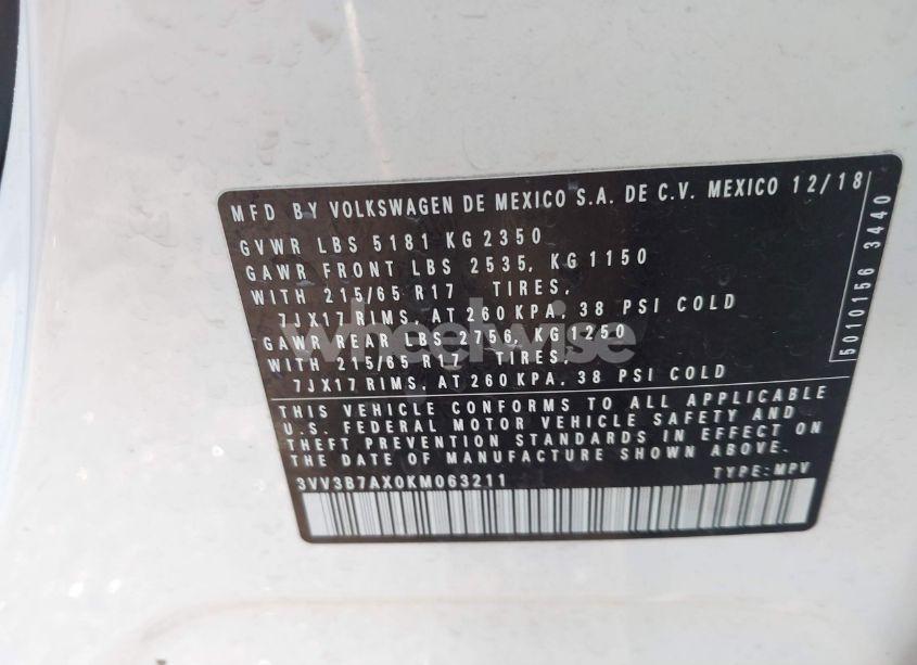 Photo 9 of 2019 Volkswagen Tiguan SE/SEL/SEL R-LINE JET-BLACK/SEL R-LINE (VIN 3VV3B7AX0KM063211)