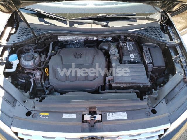 Photo 5 of 2019 VOLKSWAGEN TIGUAN SE (VIN 3VV3B7AX0KM114464)