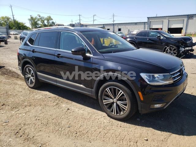 Photo 6 of 2019 VOLKSWAGEN TIGUAN SE (VIN 3VV3B7AX0KM114464)