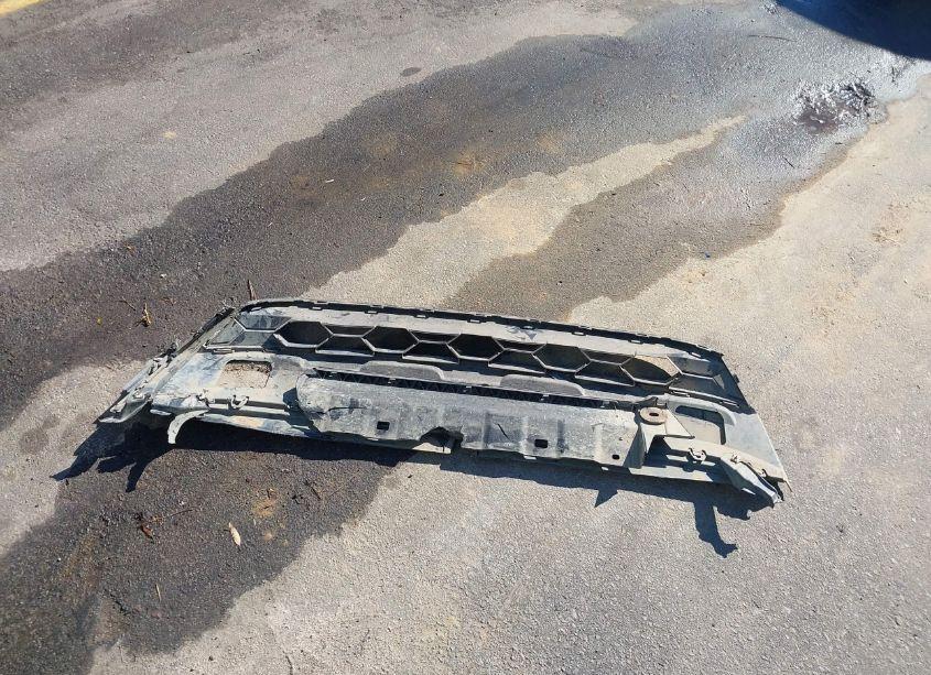 Photo 12 of 2019 Volkswagen Tiguan 2.0T SE/2.0T SEL/2.0T SEL R-LINE/2.0T SEL R-LINE BLACK (VIN 3VV3B7AX0KM152423)