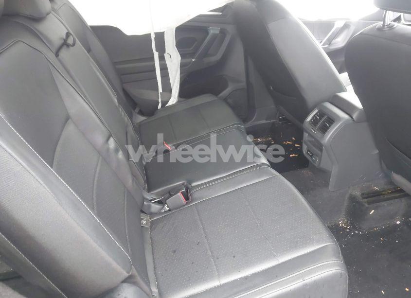 Photo 8 of 2020 Volkswagen Tiguan 2.0T SE/2.0T SE R-LINE BLACK/2.0T SEL (VIN 3VV3B7AX0LM086621)