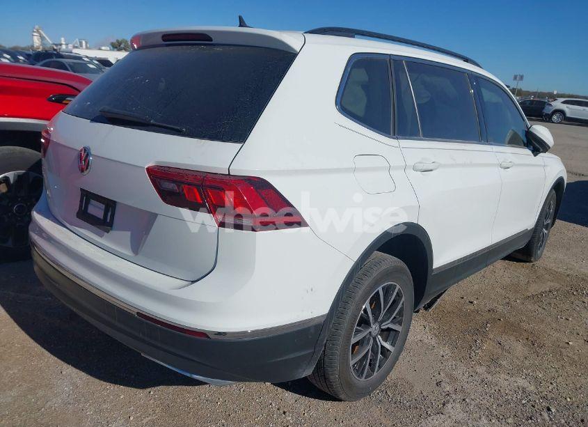 Photo 4 of 2021 Volkswagen Tiguan 2.0T SE/2.0T SE R-LINE BLACK/2.0T SEL (VIN 3VV3B7AX0MM043771)