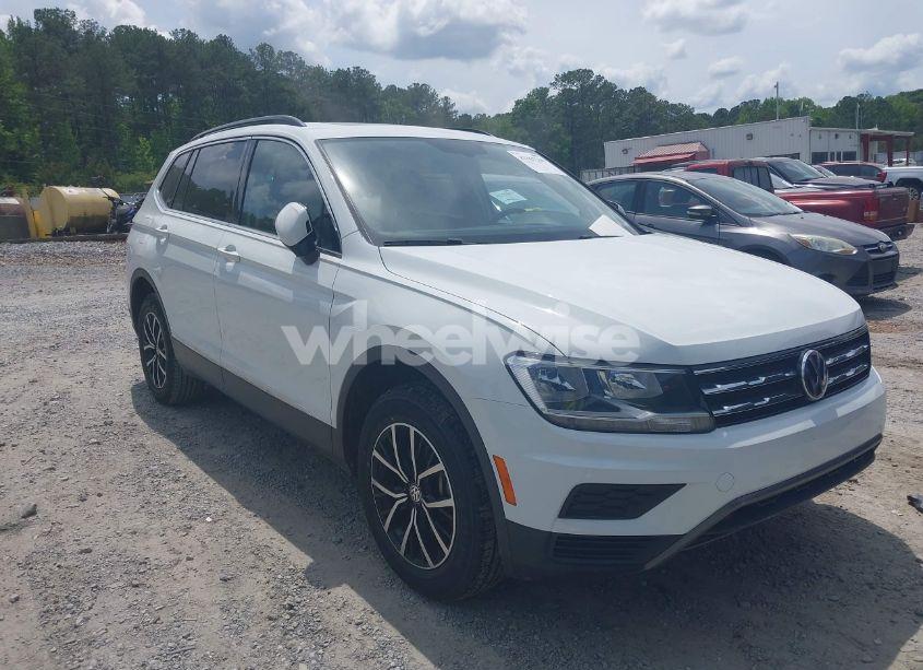 2021 Volkswagen Tiguan 2.0T SE/2.0T SE R-LINE BLACK/2.0T SEL (VIN 3VV3B7AX0MM104746) main photo