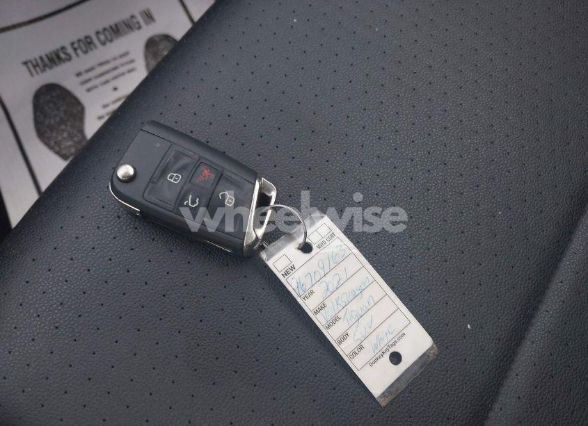 Photo 11 of 2021 Volkswagen Tiguan 2.0T SE/2.0T SE R-LINE BLACK/2.0T SEL (VIN 3VV3B7AX0MM104746)