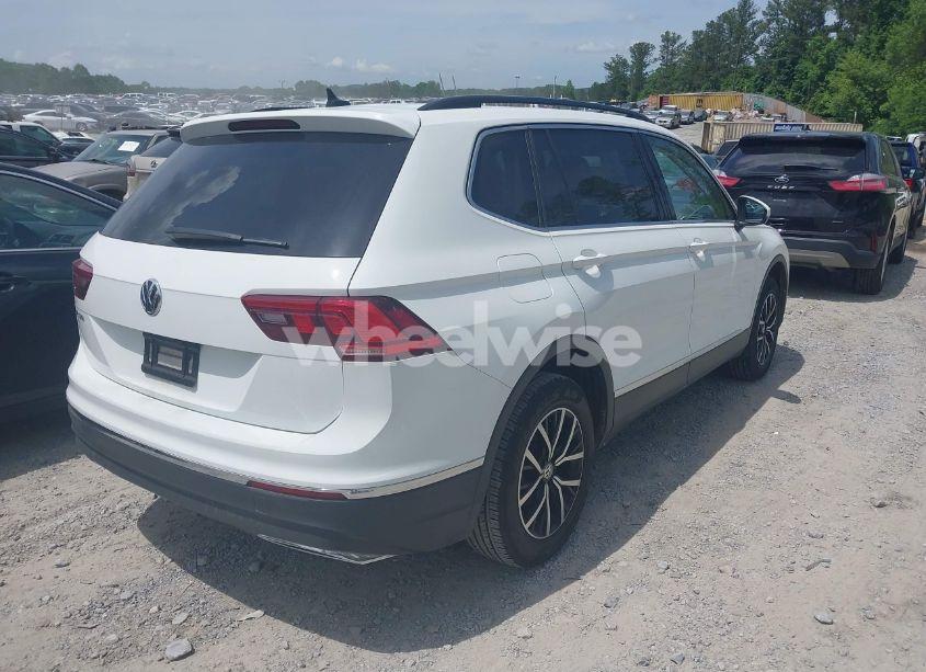 Photo 4 of 2021 Volkswagen Tiguan 2.0T SE/2.0T SE R-LINE BLACK/2.0T SEL (VIN 3VV3B7AX0MM104746)