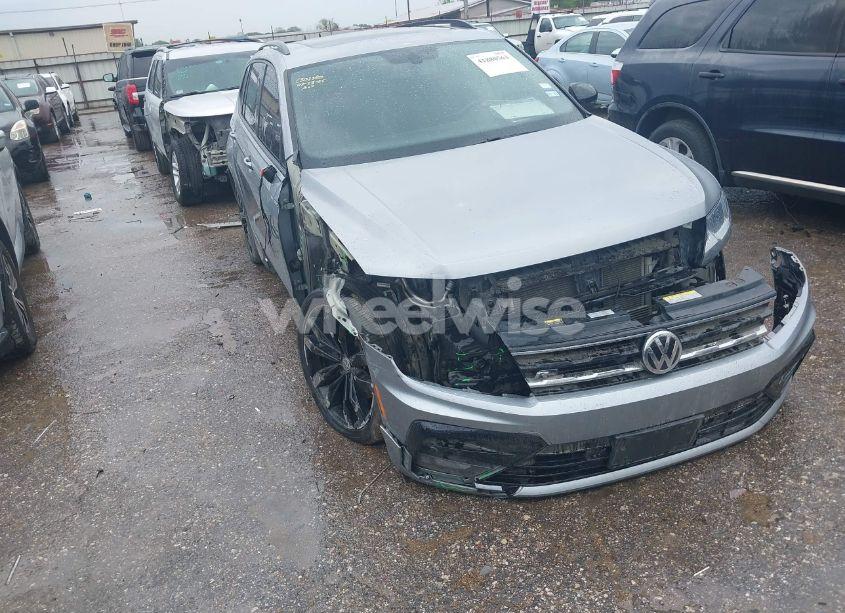 2021 Volkswagen Tiguan 2.0T SE/2.0T SE R-LINE BLACK/2.0T SEL (VIN 3VV3B7AX0MM119120) main photo
