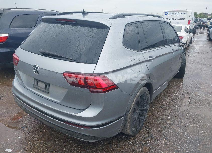 Photo 4 of 2021 Volkswagen Tiguan 2.0T SE/2.0T SE R-LINE BLACK/2.0T SEL (VIN 3VV3B7AX0MM119120)