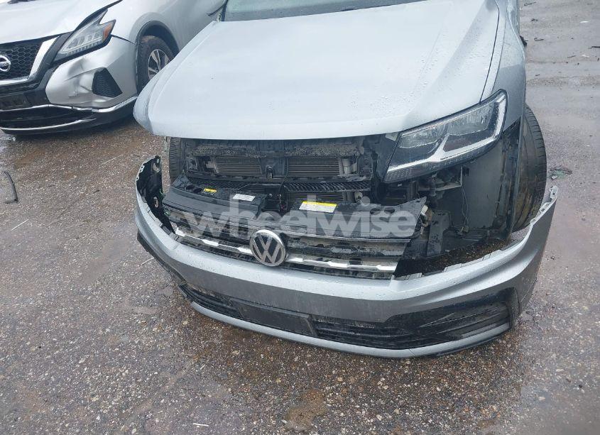 Photo 6 of 2021 Volkswagen Tiguan 2.0T SE/2.0T SE R-LINE BLACK/2.0T SEL (VIN 3VV3B7AX0MM119120)