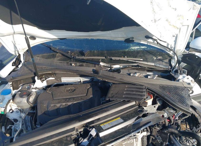 Photo 10 of 2021 Volkswagen Tiguan 2.0T SE/2.0T SE R-LINE BLACK/2.0T SEL (VIN 3VV3B7AX0MM121143)