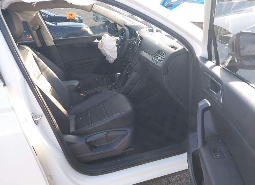 Photo 5 of 2021 Volkswagen Tiguan 2.0T SE/2.0T SE R-LINE BLACK/2.0T SEL (VIN 3VV3B7AX0MM121143)