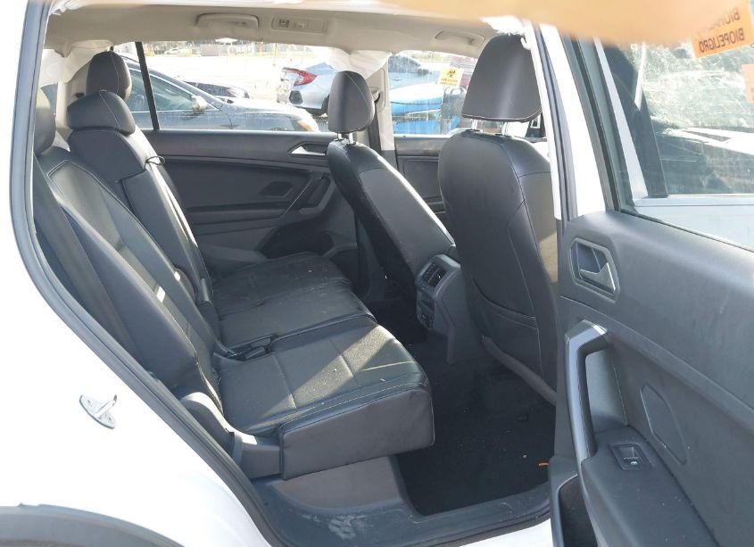 Photo 8 of 2021 Volkswagen Tiguan 2.0T SE/2.0T SE R-LINE BLACK/2.0T SEL (VIN 3VV3B7AX0MM121143)