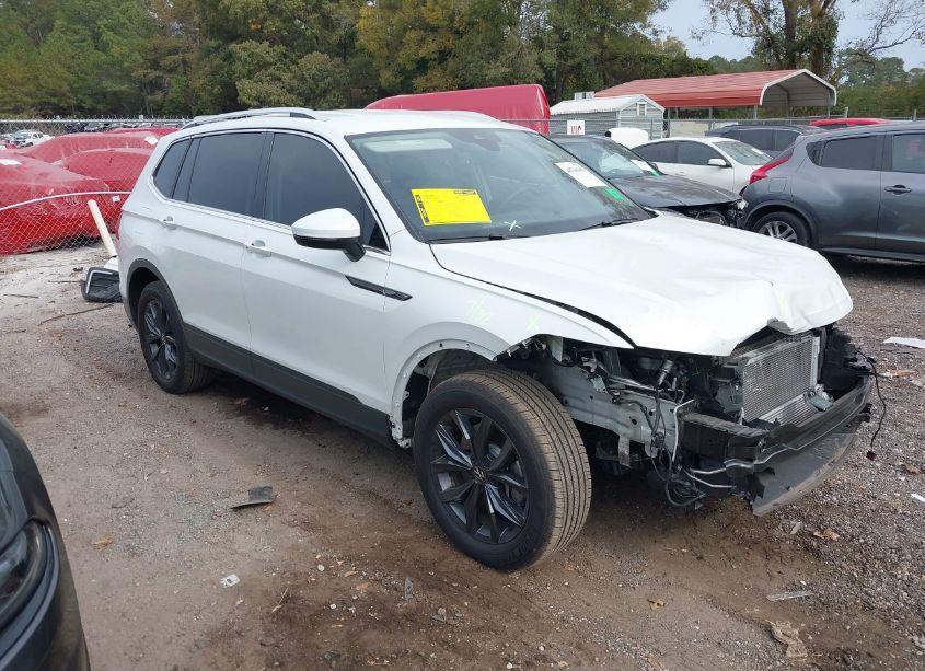 2023 Volkswagen Tiguan 2.0T SE (VIN 3VV3B7AX0PM134981) main photo