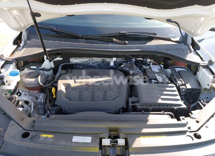 Photo 10 of 2024 Volkswagen Tiguan 2.0T SE (VIN 3VV3B7AX0RM048301)