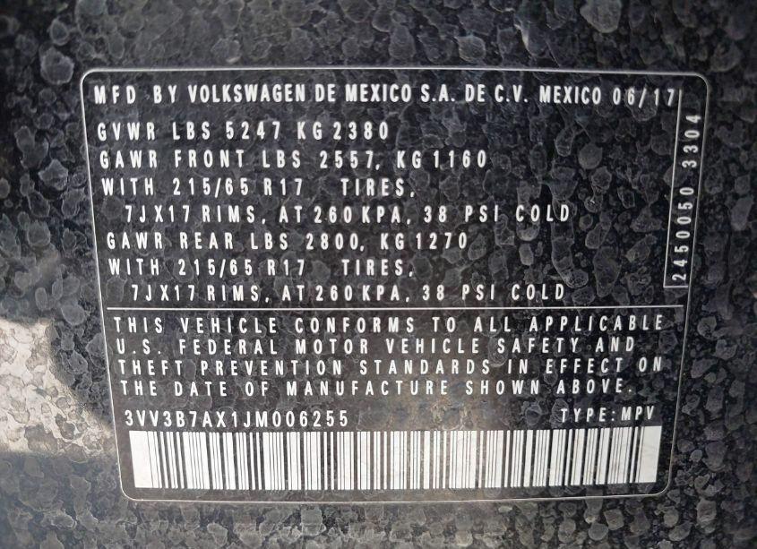 Photo 9 of 2018 Volkswagen Tiguan 2.0T SE/2.0T SEL (VIN 3VV3B7AX1JM006255)