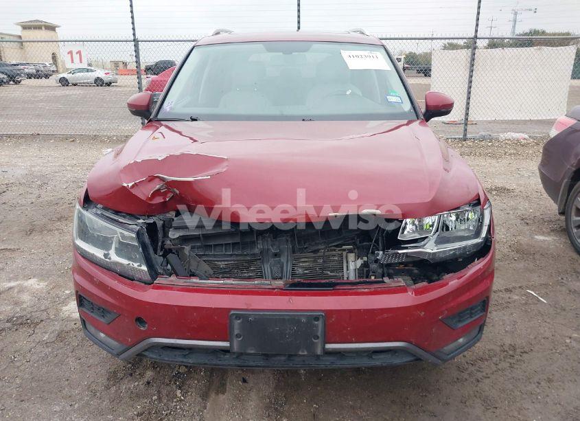 Photo 12 of 2018 Volkswagen Tiguan 2.0T SE/2.0T SEL (VIN 3VV3B7AX1JM044794)