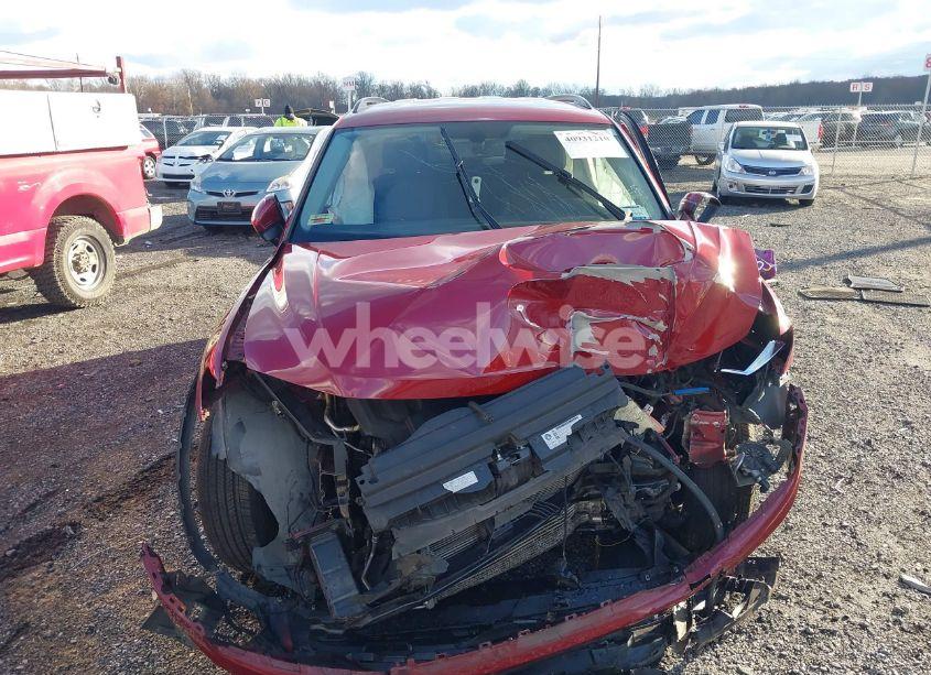 Photo 13 of 2018 Volkswagen Tiguan (VIN 3VV3B7AX1JM076161)