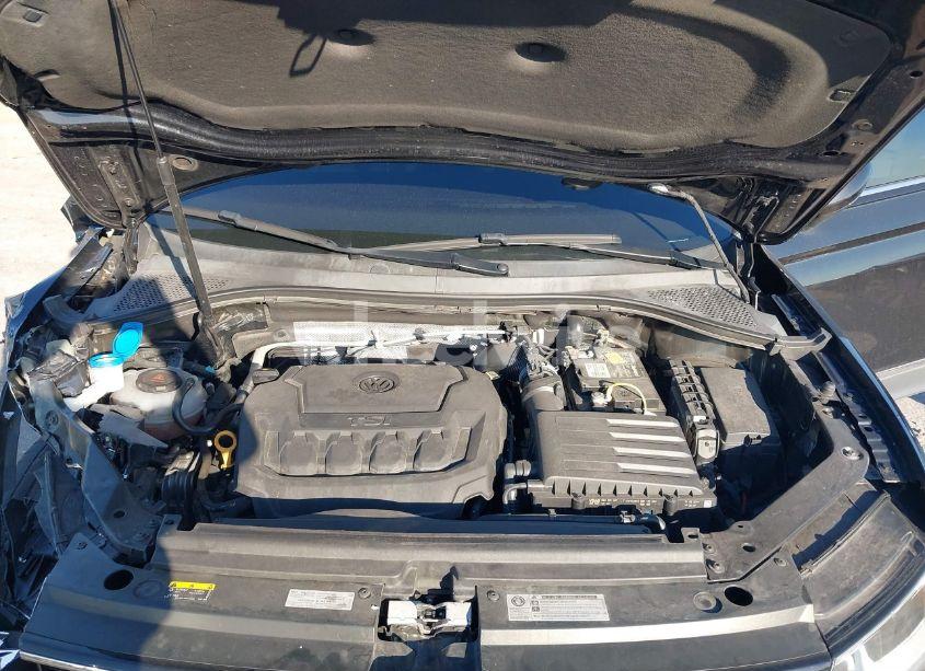 Photo 10 of 2020 Volkswagen Tiguan 2.0T SE/2.0T SE R-LINE BLACK/2.0T SEL (VIN 3VV3B7AX1LM019574)