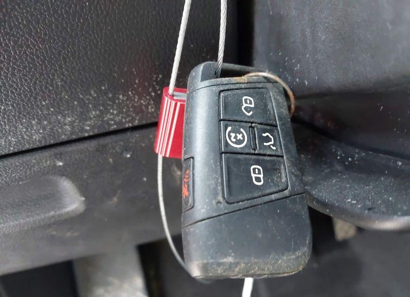 Photo 11 of 2020 Volkswagen Tiguan 2.0T SE/2.0T SE R-LINE BLACK/2.0T SEL (VIN 3VV3B7AX1LM074218)