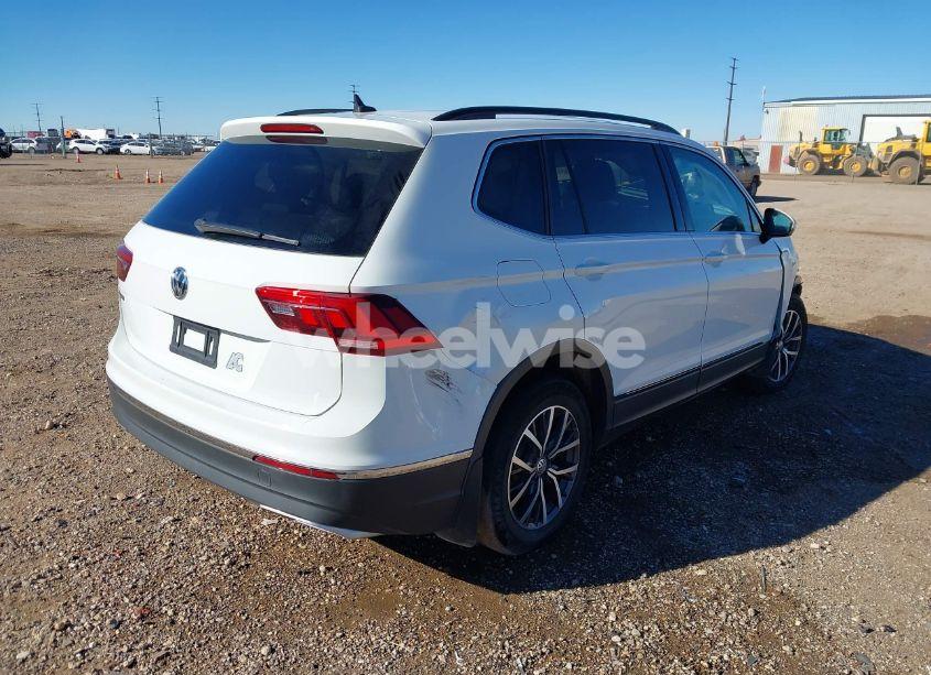 Photo 4 of 2020 Volkswagen Tiguan 2.0T SE/2.0T SE R-LINE BLACK/2.0T SEL (VIN 3VV3B7AX1LM128665)