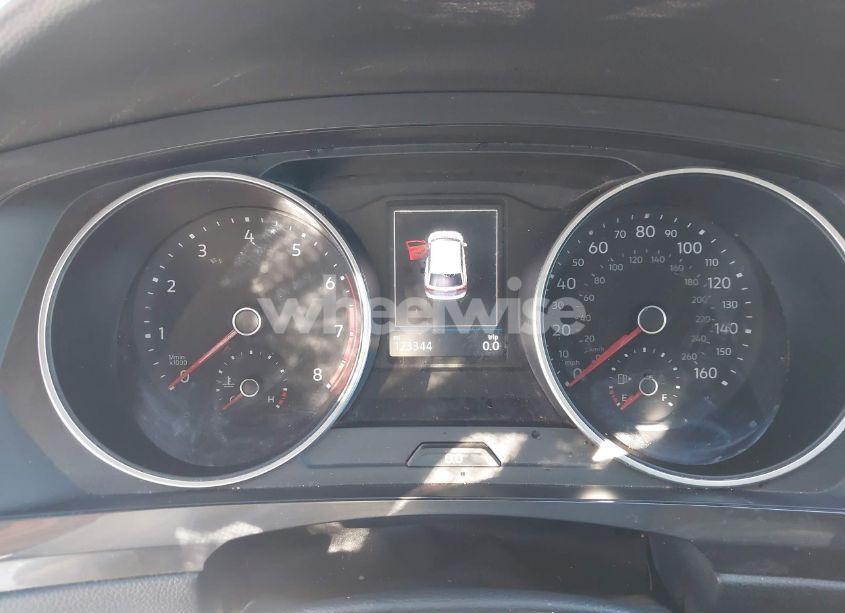 Photo 7 of 2020 Volkswagen Tiguan 2.0T SE/2.0T SE R-LINE BLACK/2.0T SEL (VIN 3VV3B7AX1LM128665)