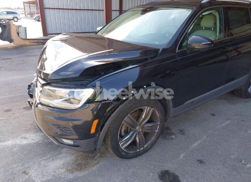 Photo 18 of 2020 Volkswagen Tiguan 2.0T SE/2.0T SE R-LINE BLACK/2.0T SEL (VIN 3VV3B7AX1LM139973)