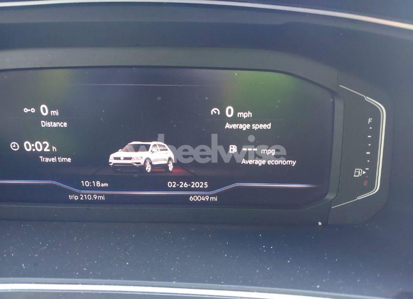 Photo 7 of 2020 Volkswagen Tiguan 2.0T SE/2.0T SE R-LINE BLACK/2.0T SEL (VIN 3VV3B7AX1LM139973)