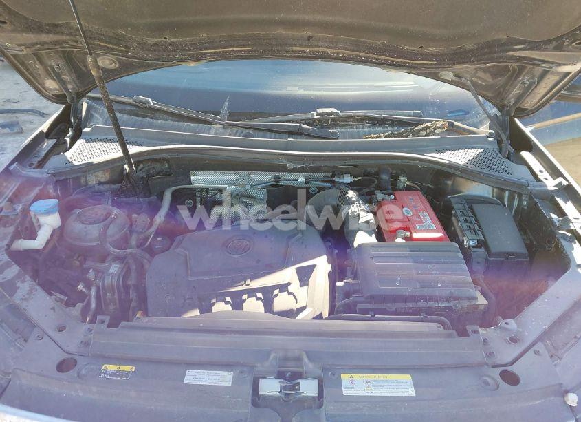 Photo 10 of 2020 Volkswagen Tiguan 2.0T SE/2.0T SE R-LINE BLACK/2.0T SEL (VIN 3VV3B7AX1LM156384)