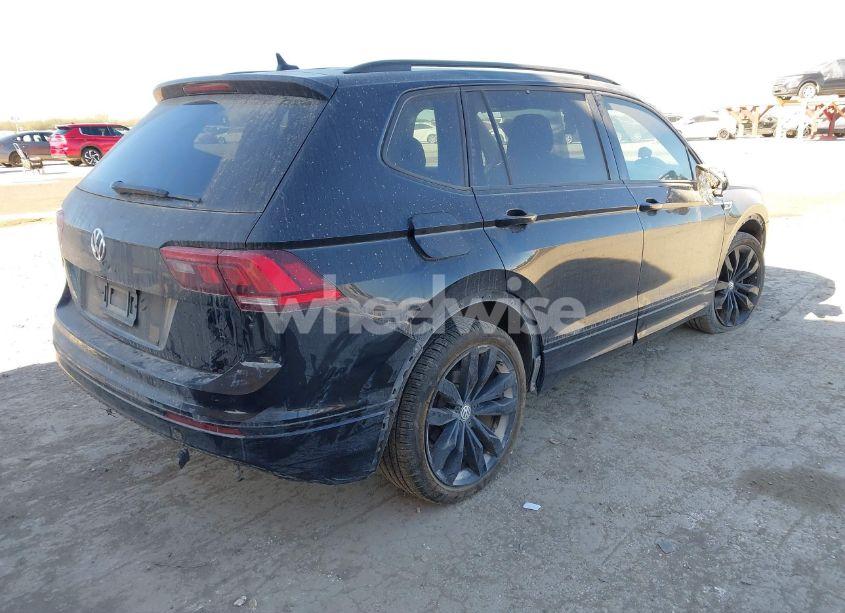 Photo 4 of 2020 Volkswagen Tiguan 2.0T SE/2.0T SE R-LINE BLACK/2.0T SEL (VIN 3VV3B7AX1LM156384)