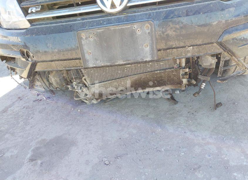 Photo 6 of 2020 Volkswagen Tiguan 2.0T SE/2.0T SE R-LINE BLACK/2.0T SEL (VIN 3VV3B7AX1LM156384)