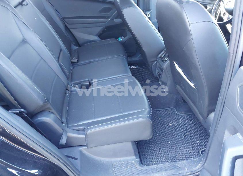 Photo 8 of 2020 Volkswagen Tiguan 2.0T SE/2.0T SE R-LINE BLACK/2.0T SEL (VIN 3VV3B7AX1LM156384)