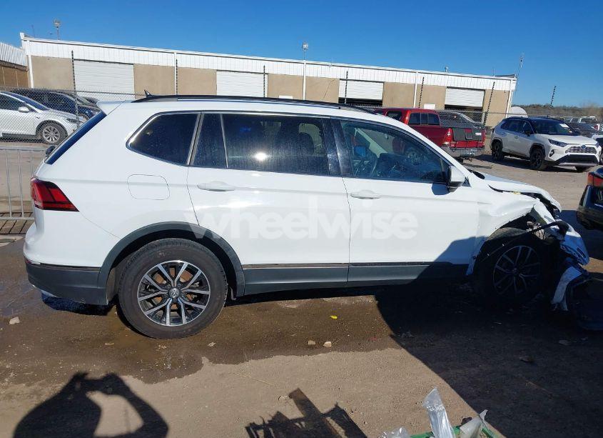 Photo 13 of 2021 Volkswagen Tiguan 2.0T SE/2.0T SE R-LINE BLACK/2.0T SEL (VIN 3VV3B7AX1MM113634)