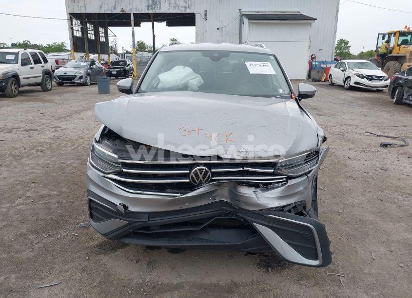 Photo 6 of 2023 Volkswagen Tiguan 2.0T SE (VIN 3VV3B7AX1PM137324)