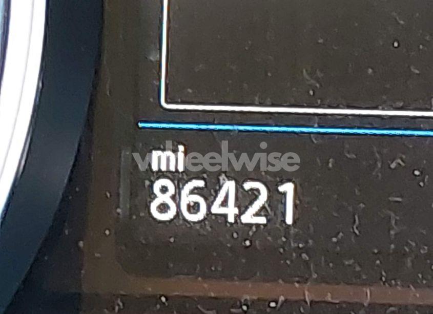 Photo 15 of 2018 Volkswagen Tiguan 2.0T SE/2.0T SEL (VIN 3VV3B7AX2JM006894)