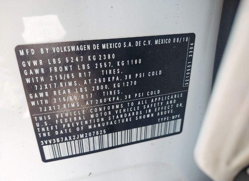 Photo 9 of 2018 Volkswagen Tiguan 2.0T SE/2.0T SEL (VIN 3VV3B7AX2JM207825)